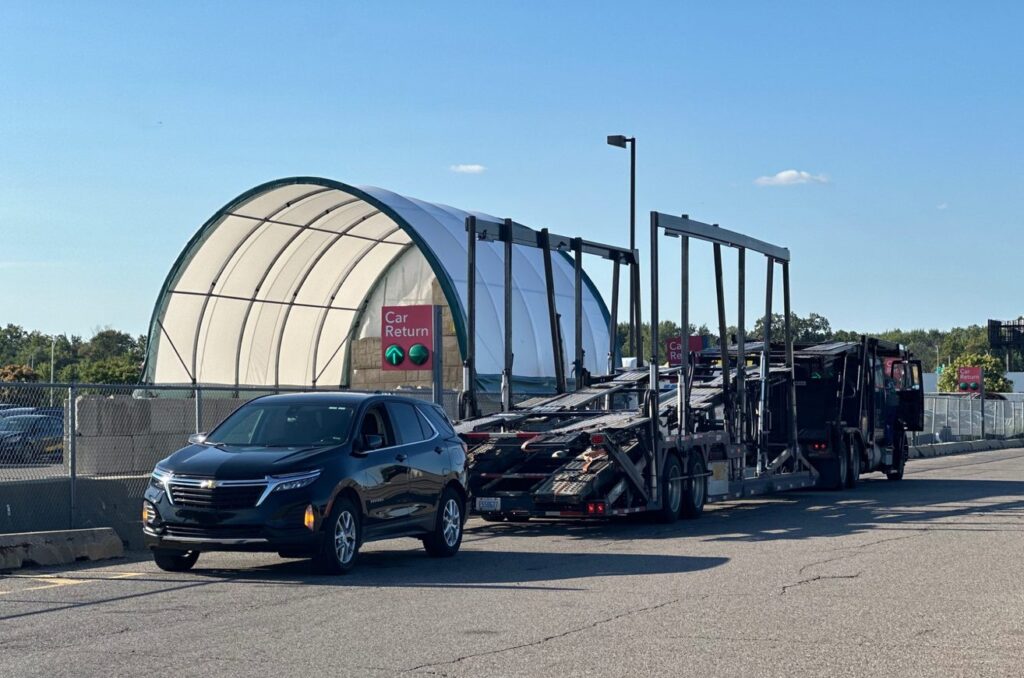 Auto transport carrier in Detroit for Michigan vehicle shipping